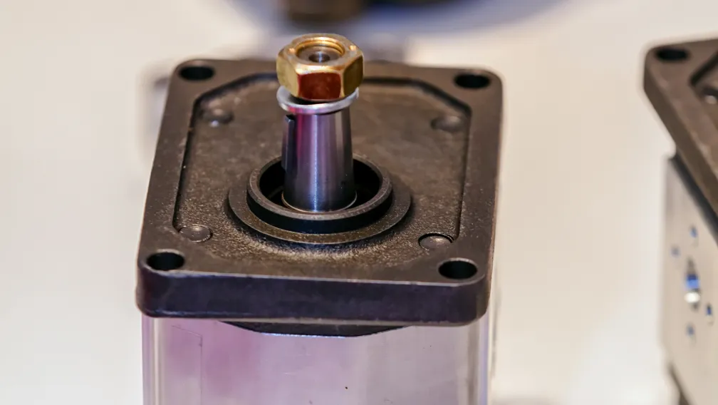 Closed-Loop Stepper Motor Tuning: Eliminating Over Correction and Hunting